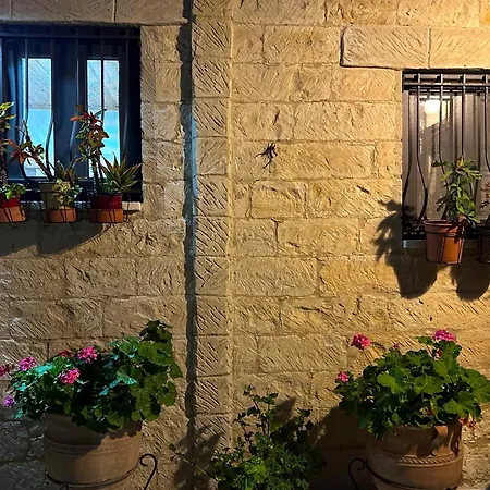 Cosy Piano Village In Case de vacanță