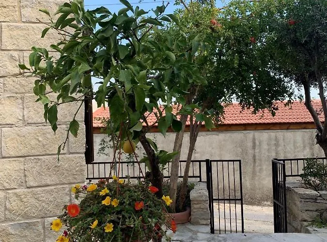 Cosy Piano Village In Feriehus