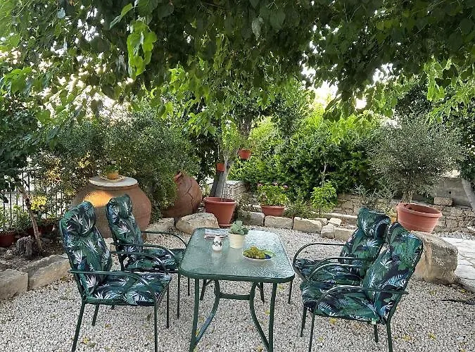 Cosy Piano Village In Pachna